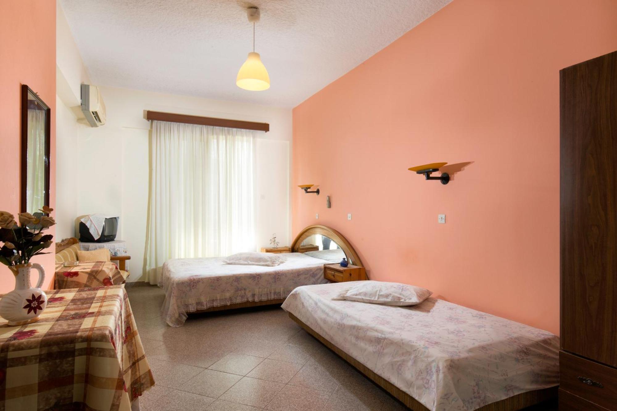 Cozy Archangelos Apartments With Private Parking מראה חיצוני תמונה